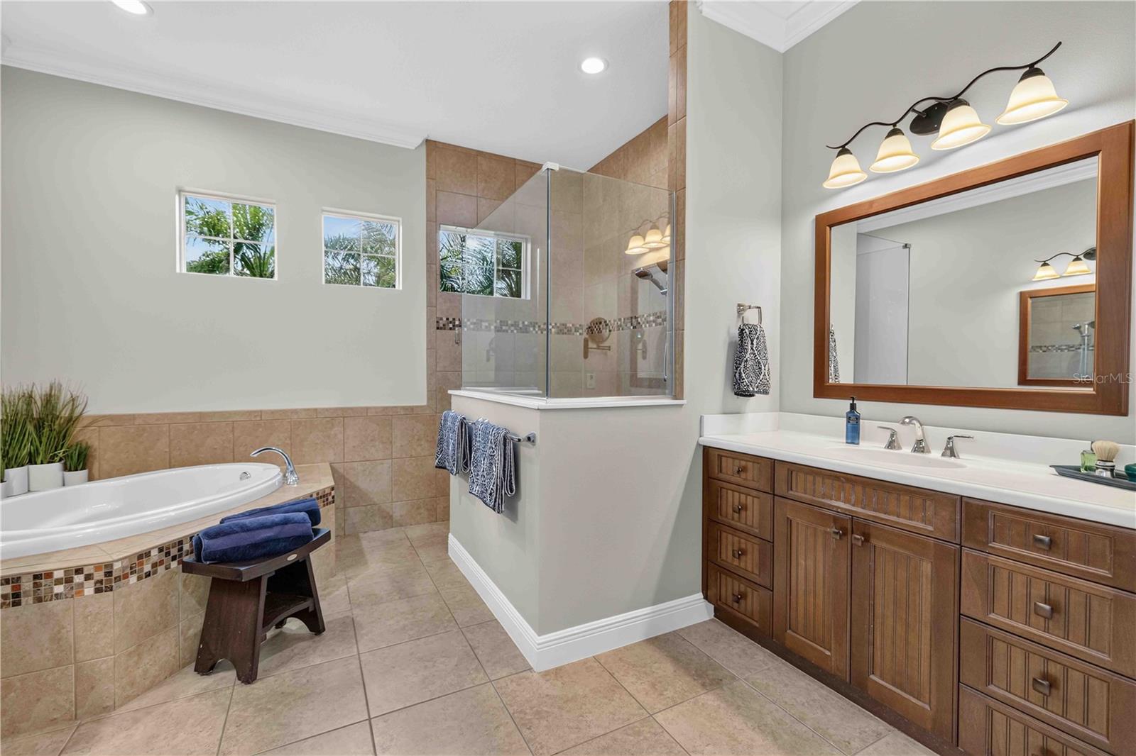 TWIN RIVERS - Residential