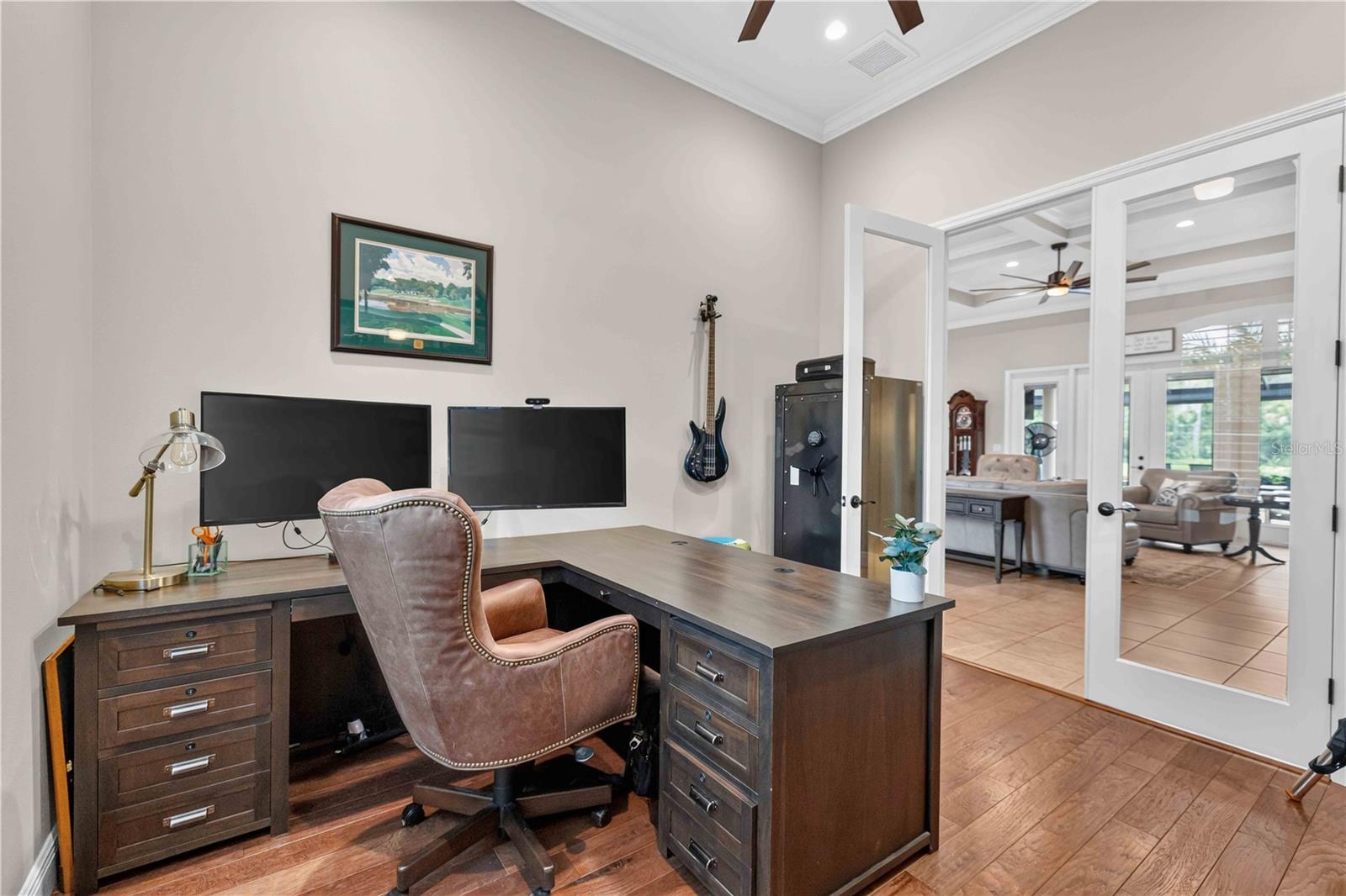 TWIN RIVERS - Residential