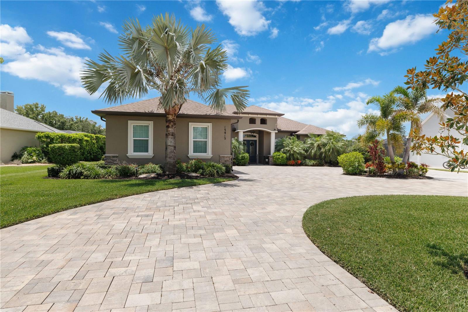 TWIN RIVERS - Residential