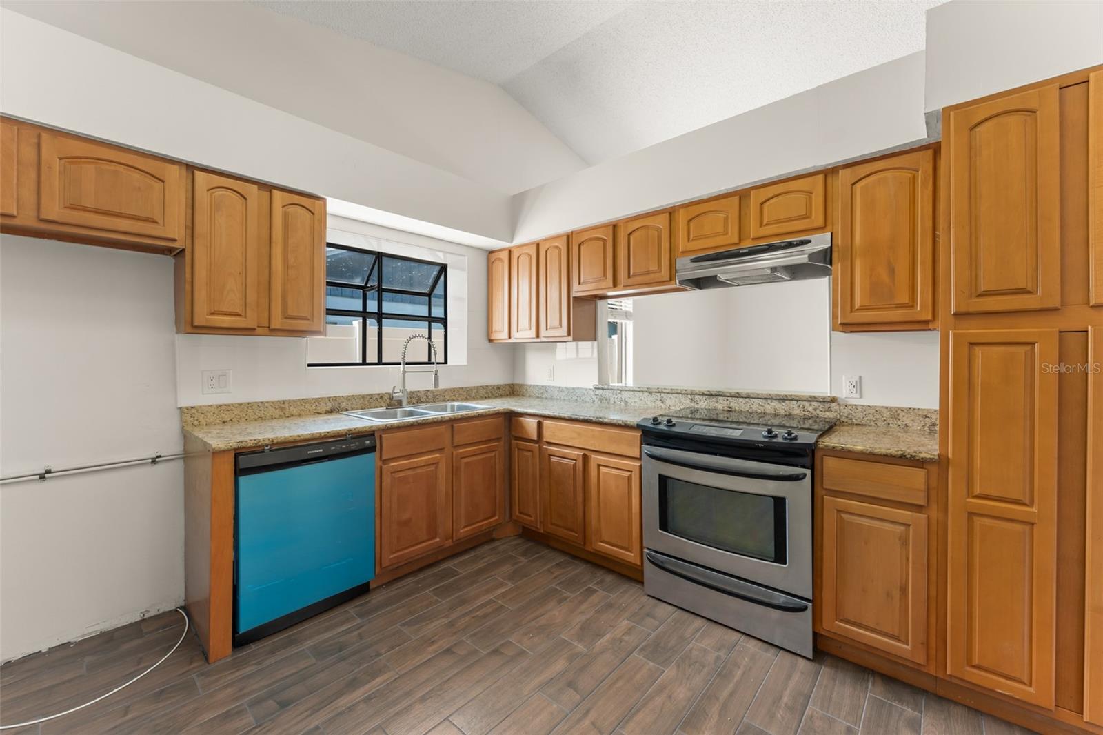 CARMEL PARK - Residential
