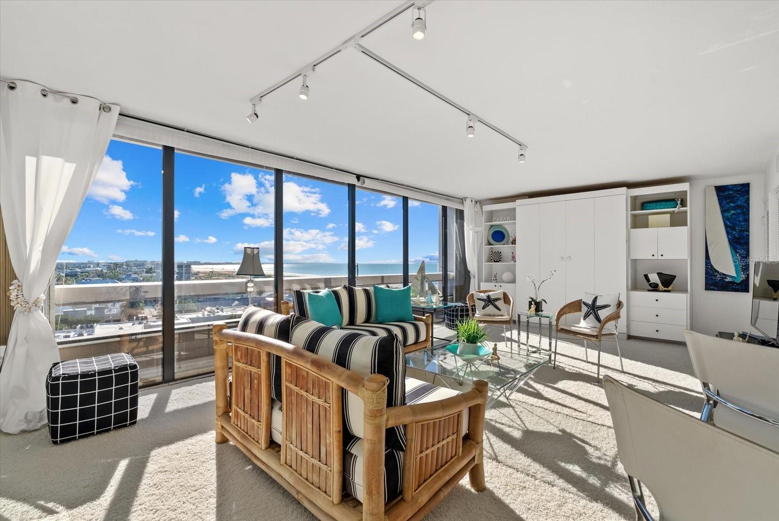 BEACH TERRACE - Residential