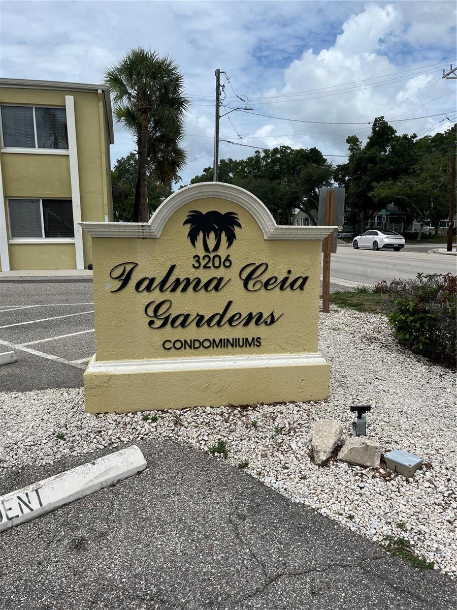 PALMA CEIA GARDENS CONDO - Residential