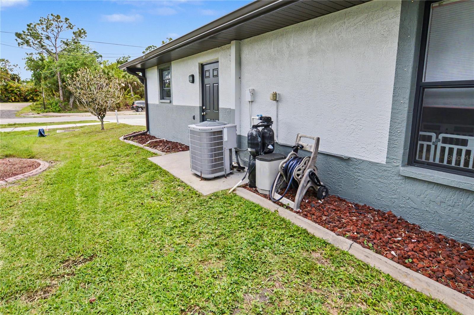 PORT CHARLOTTE SUB 08 - Residential