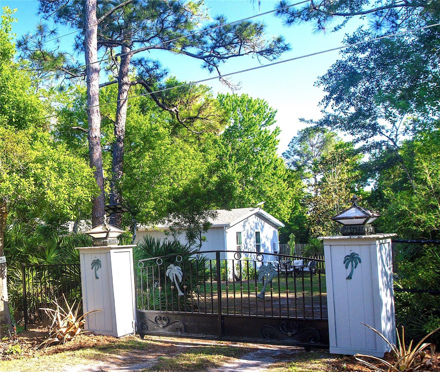 WEKIVA RIVER ACRES - Residential