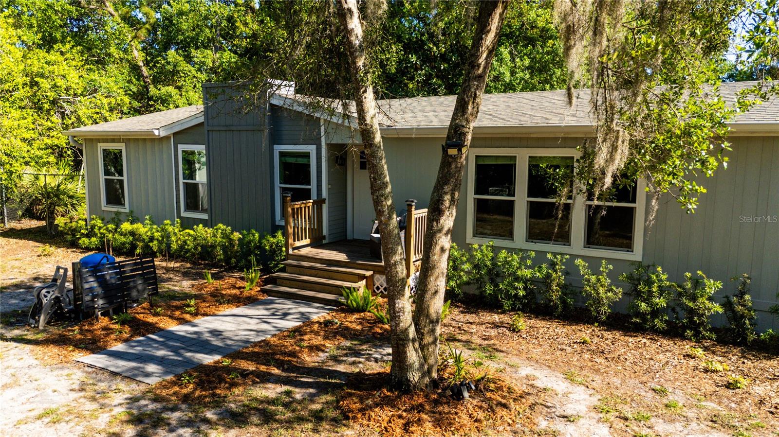 WEKIVA RIVER ACRES - Residential