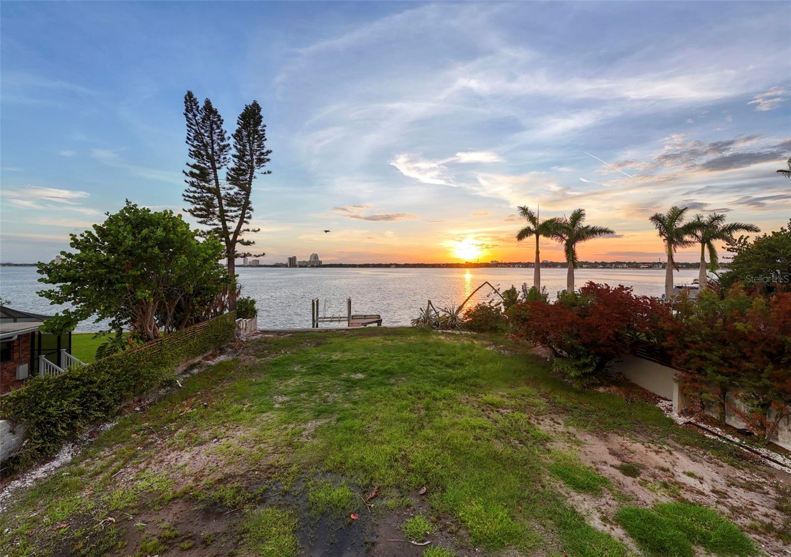 DAVIS ISLANDS PB10 PG52 TO 57 - Residential