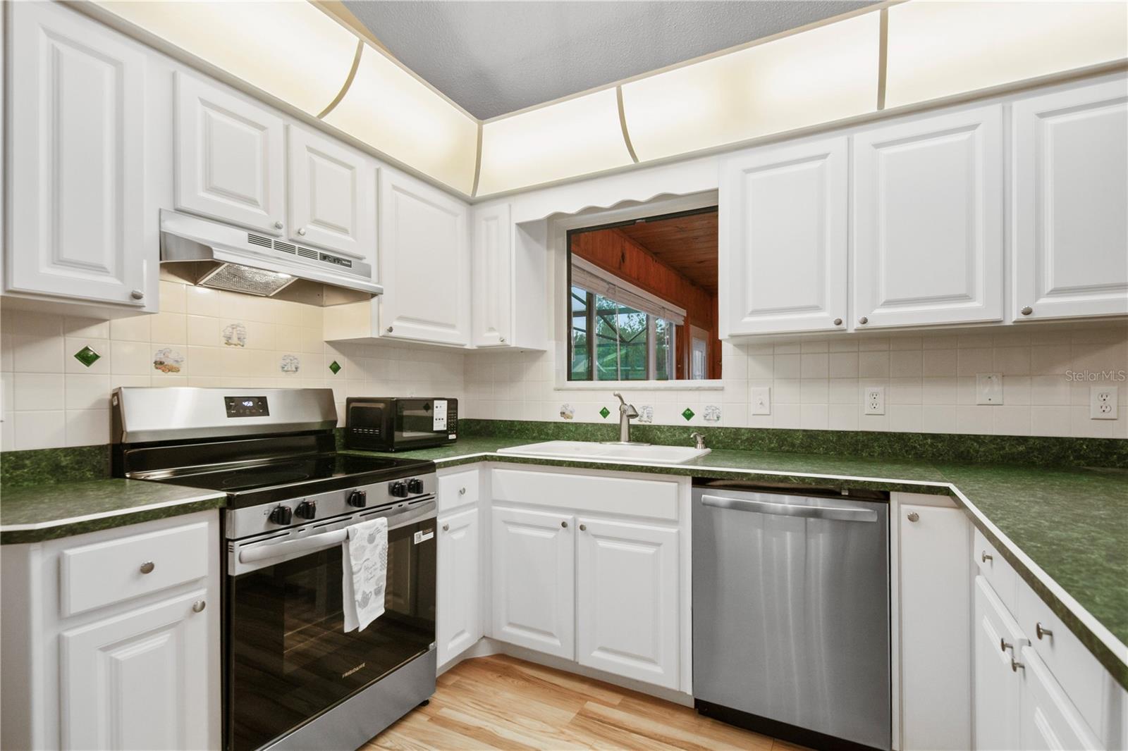 FOXBORO PH 02 - Residential