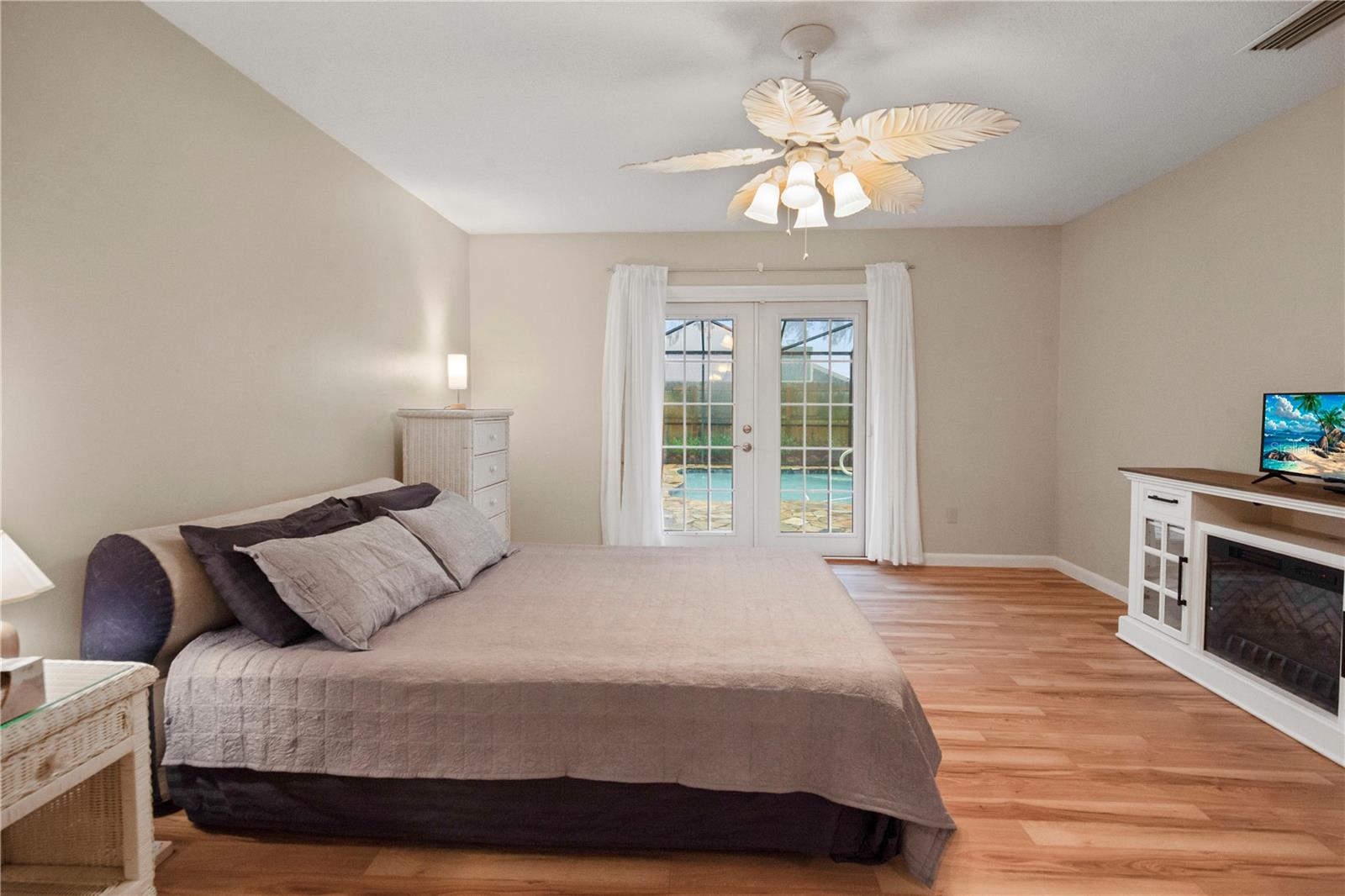 FOXBORO PH 02 - Residential