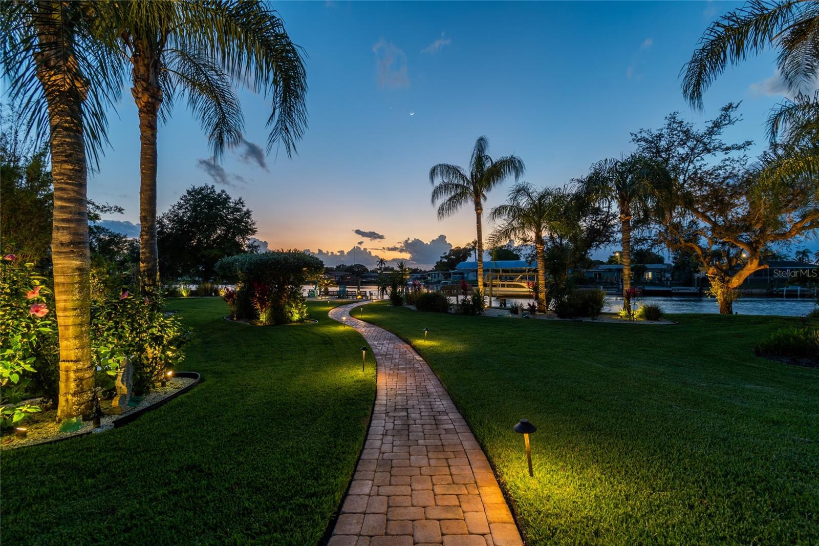 RIVIERA - Residential
