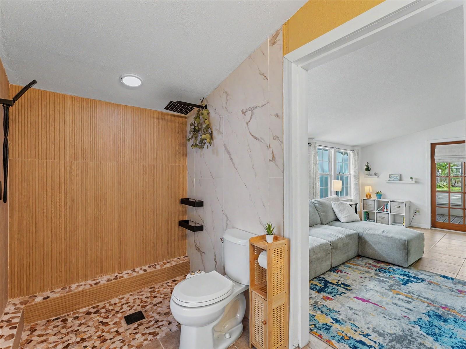 LARRYS SUB - Residential