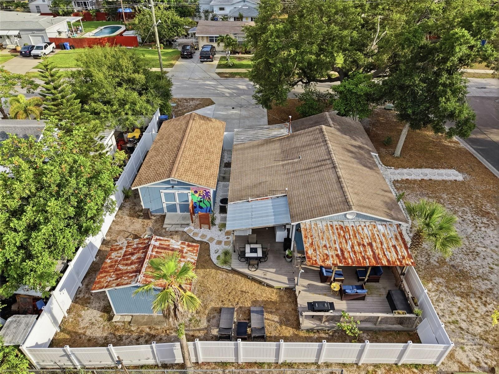 LARRYS SUB - Residential