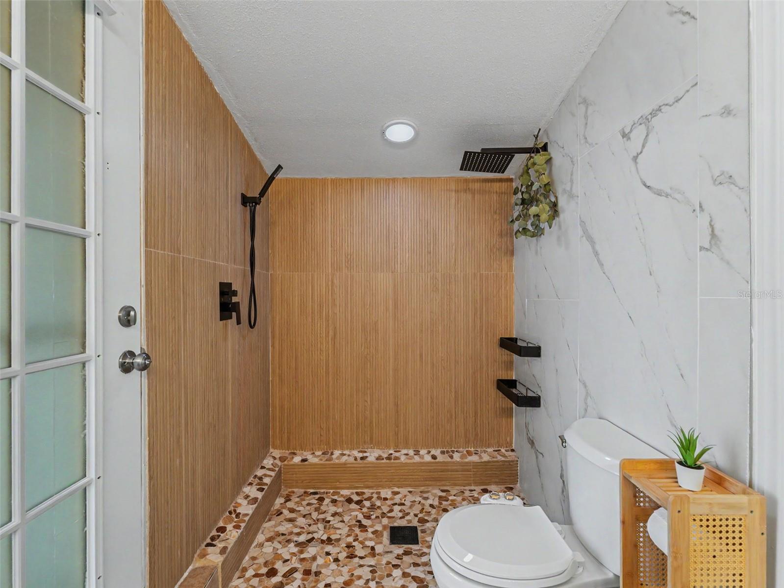 LARRYS SUB - Residential