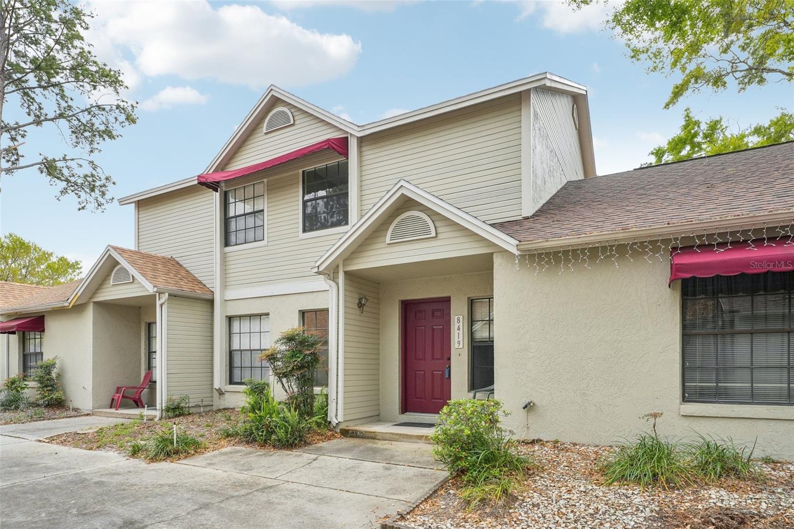 LAURELON VILLAGE OF MEADOWOOD - Residential