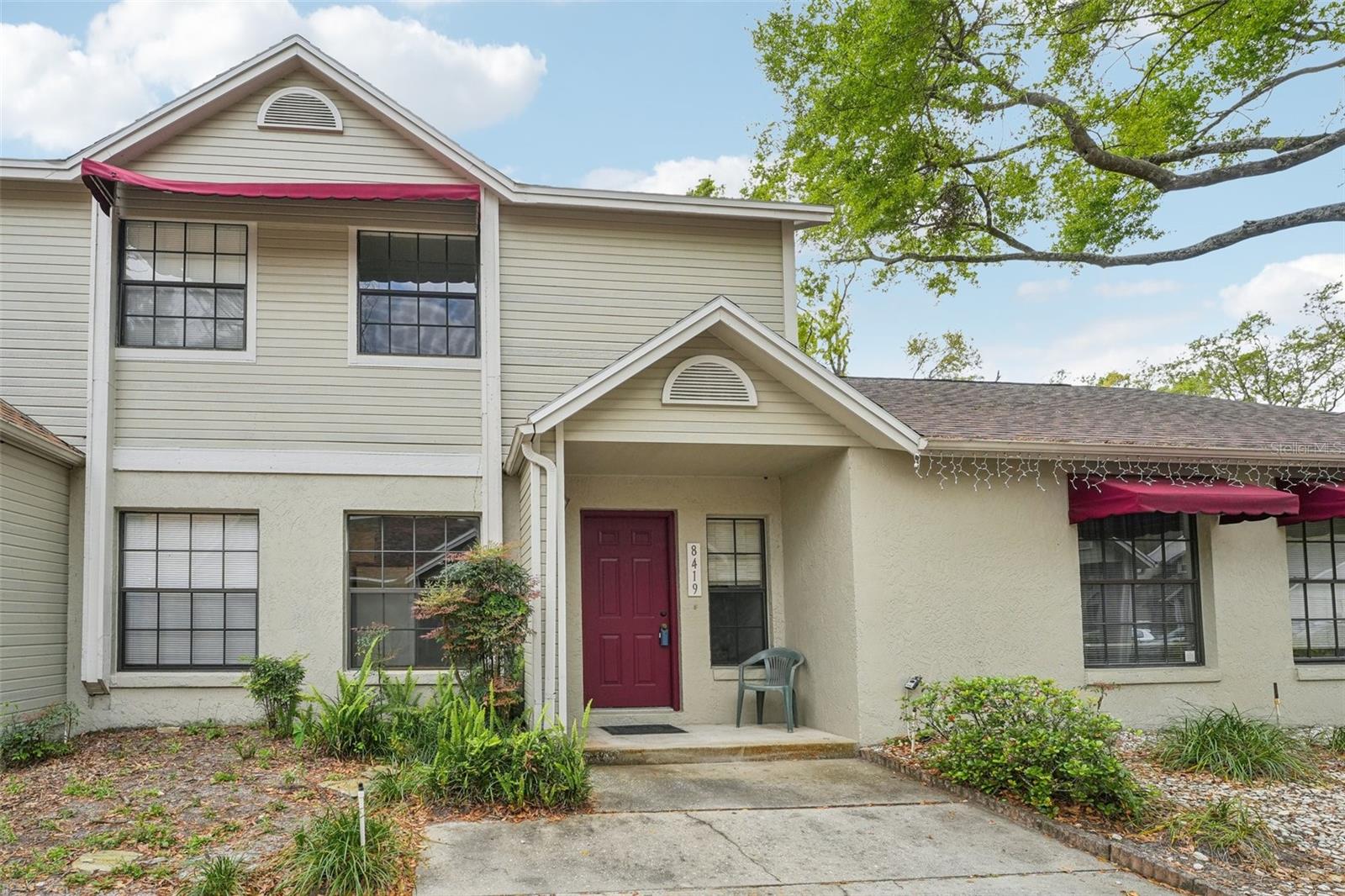LAURELON VILLAGE OF MEADOWOOD - Residential