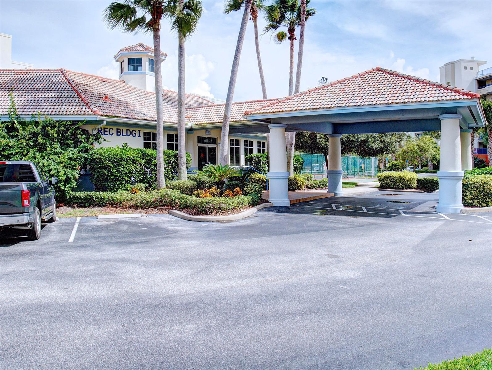 Ocean Walk Condo At Nsb - Residential