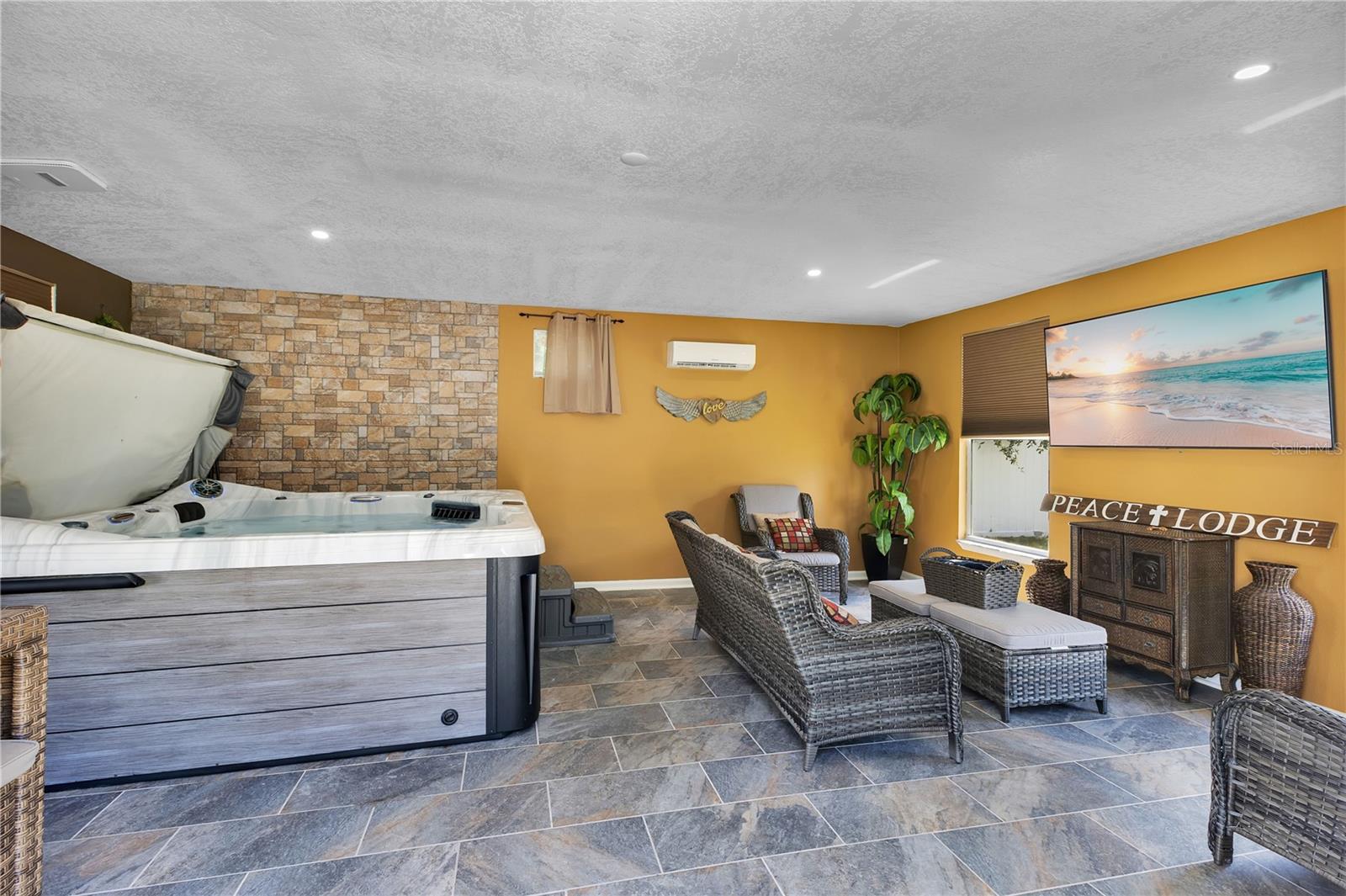 SOUTHERN PINES UNIT 1 - Residential