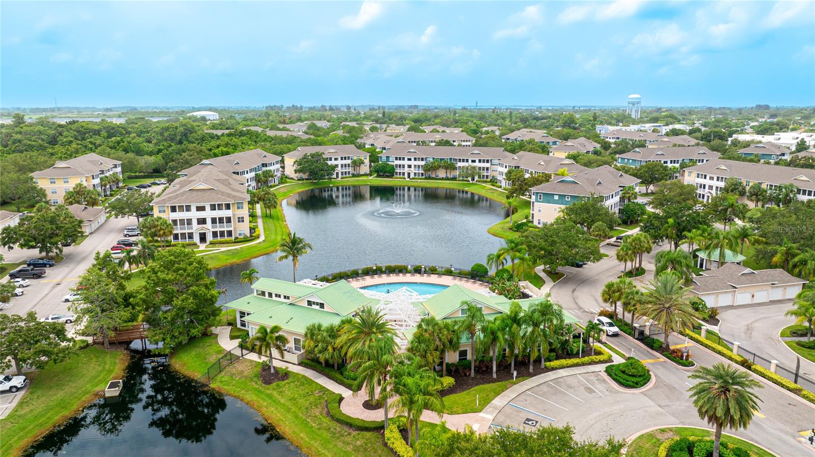 THE PALMS OF CORTEZ - Residential