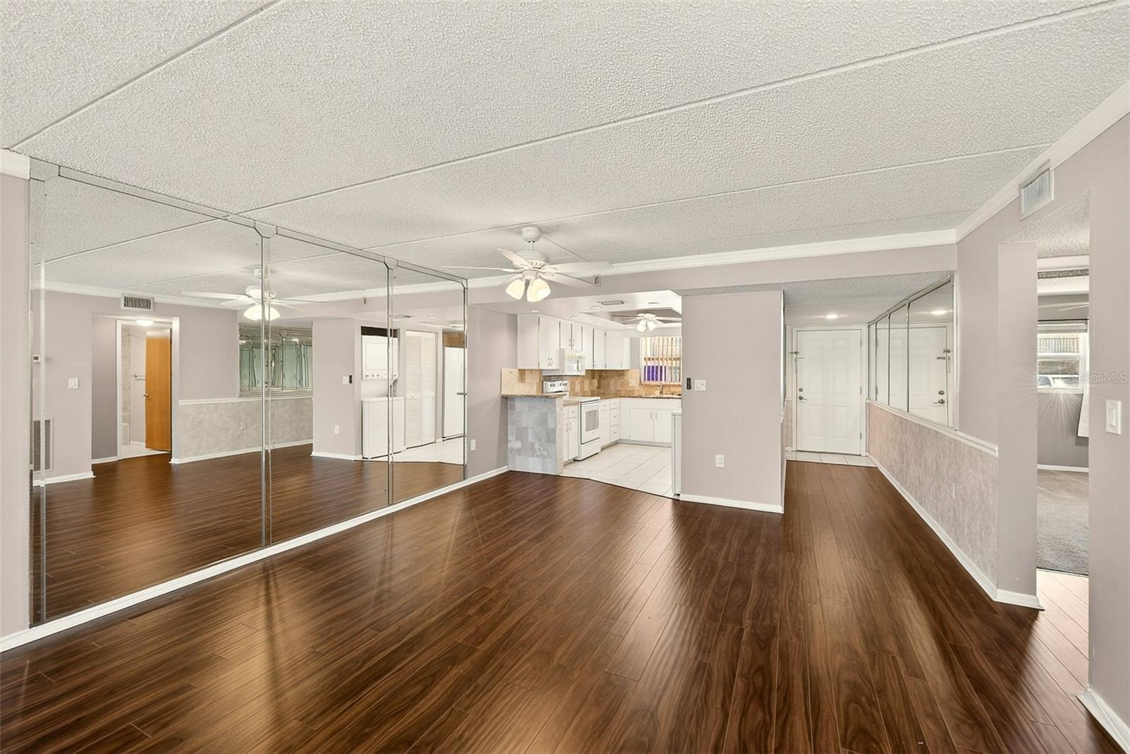 OAKHURST GARDEN APTS CONDO - Residential
