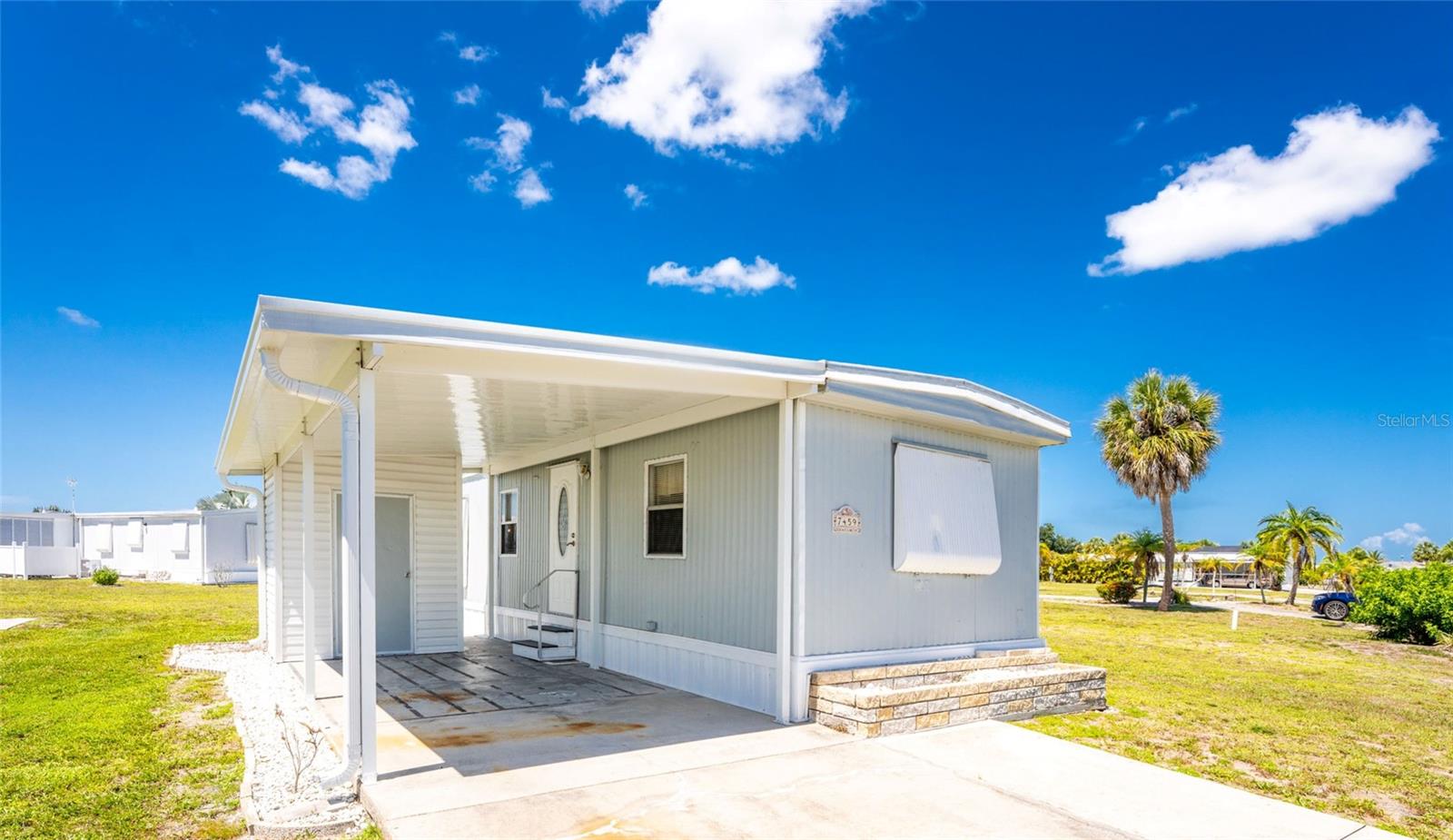 VILLAGE HOLIDAY LAKE - Residential