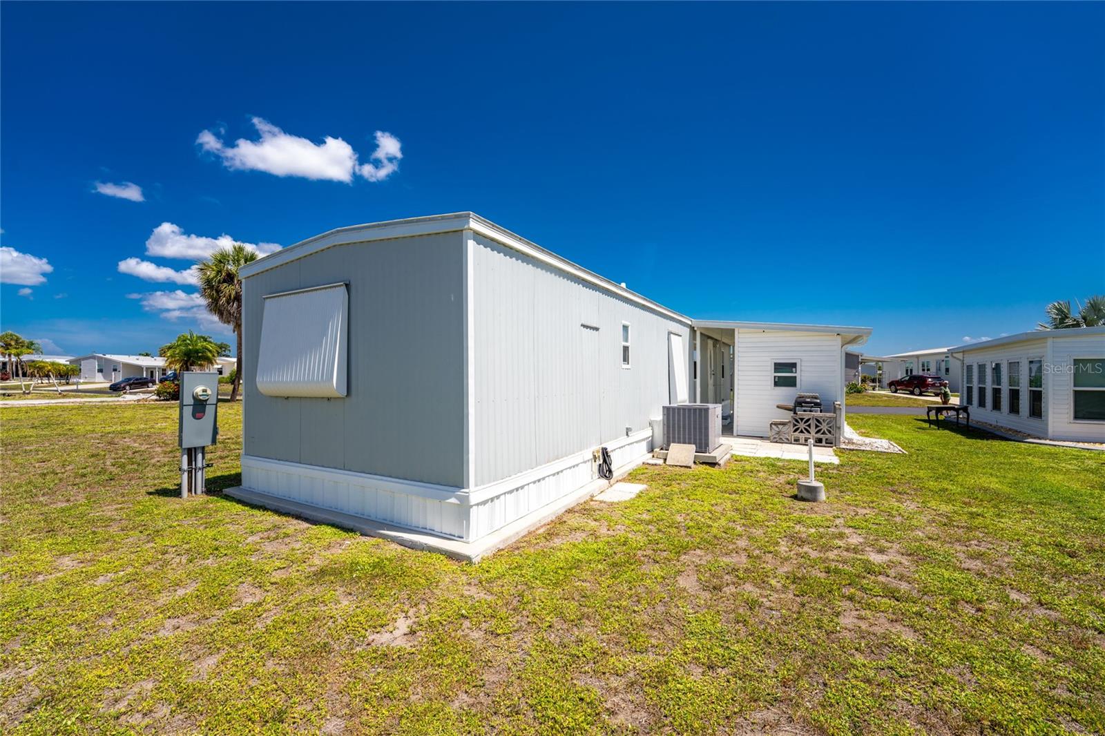VILLAGE HOLIDAY LAKE - Residential