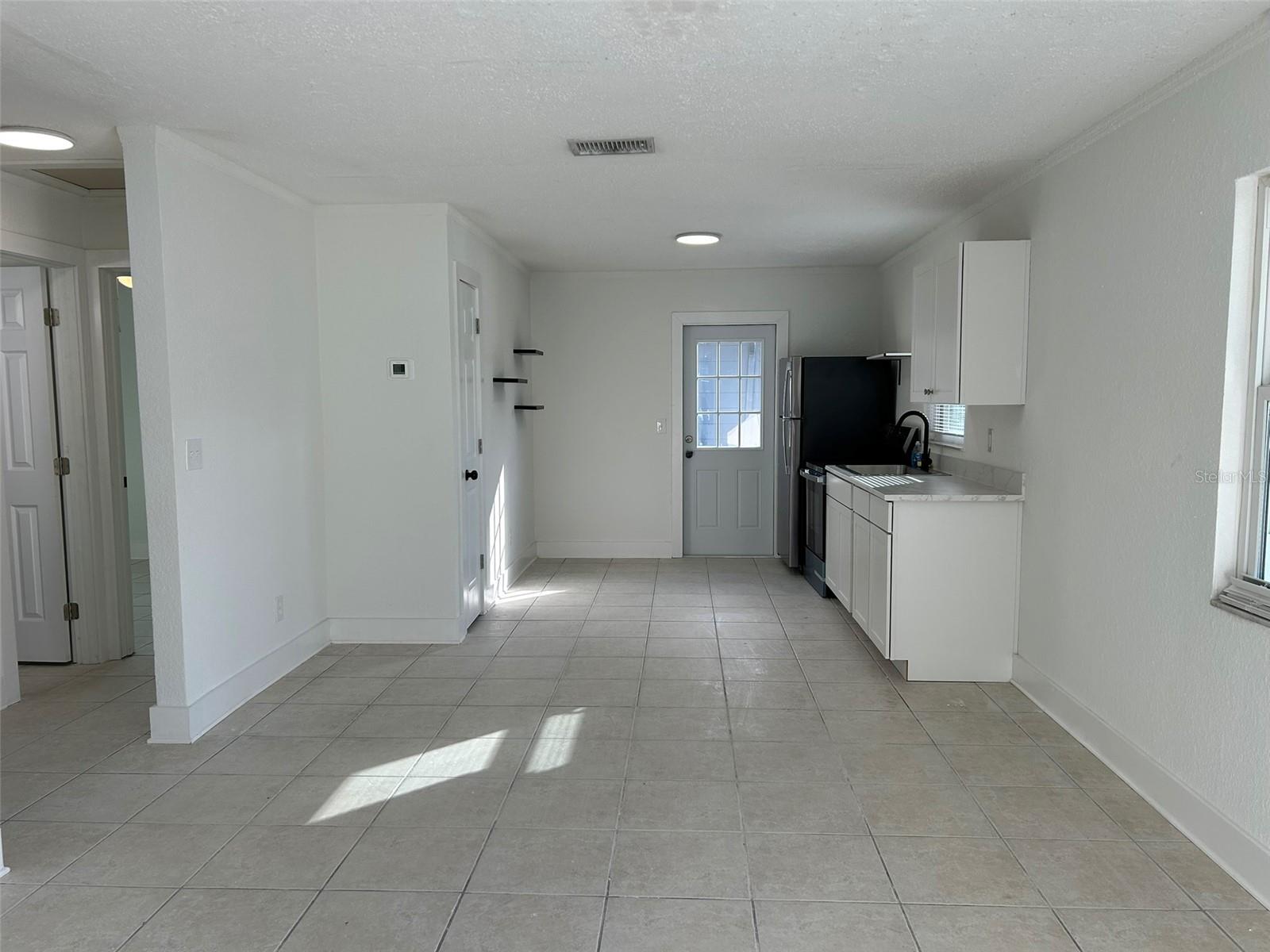WEST PORT - Residential Income