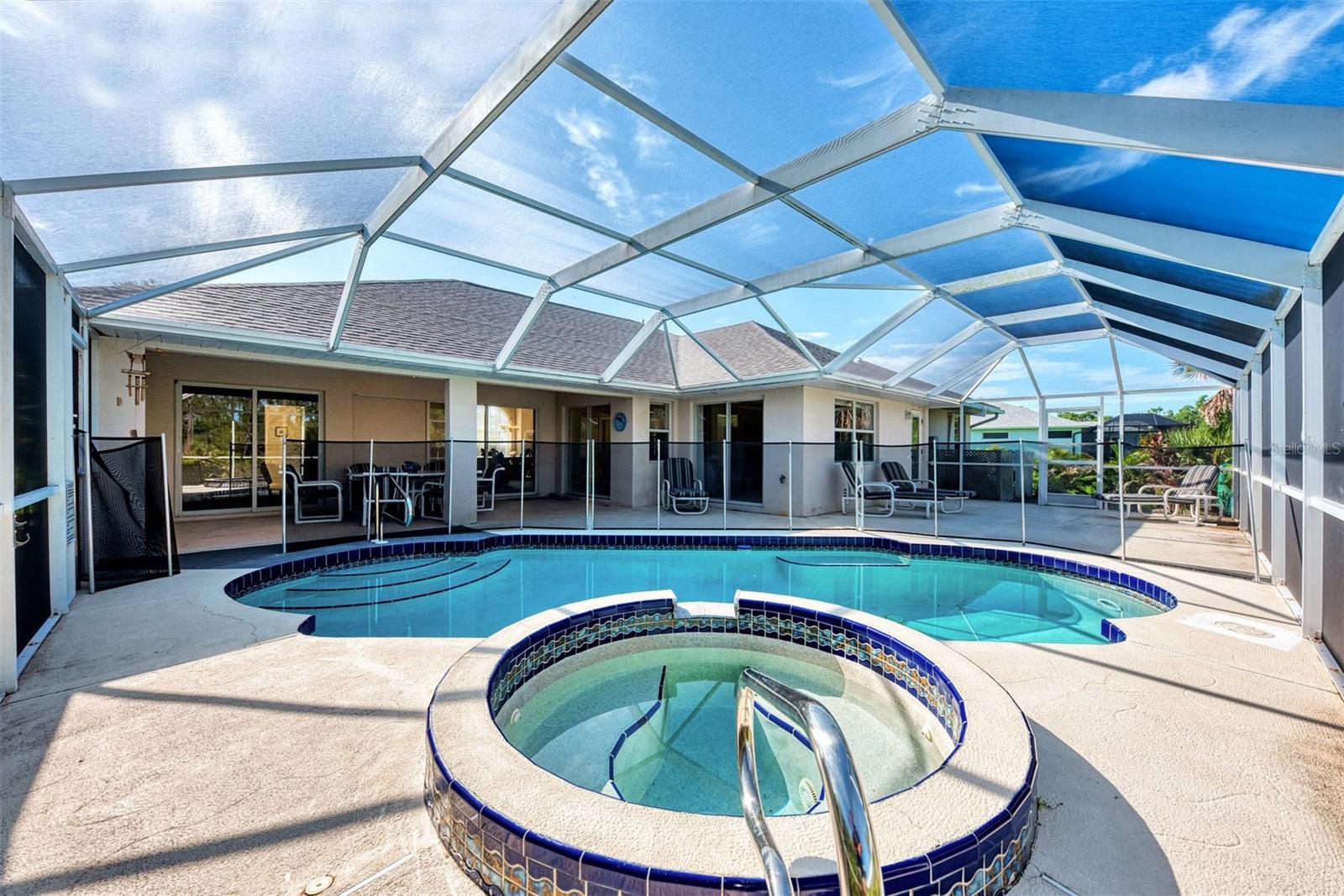ROTONDA WEST LONG MEADOW - Residential