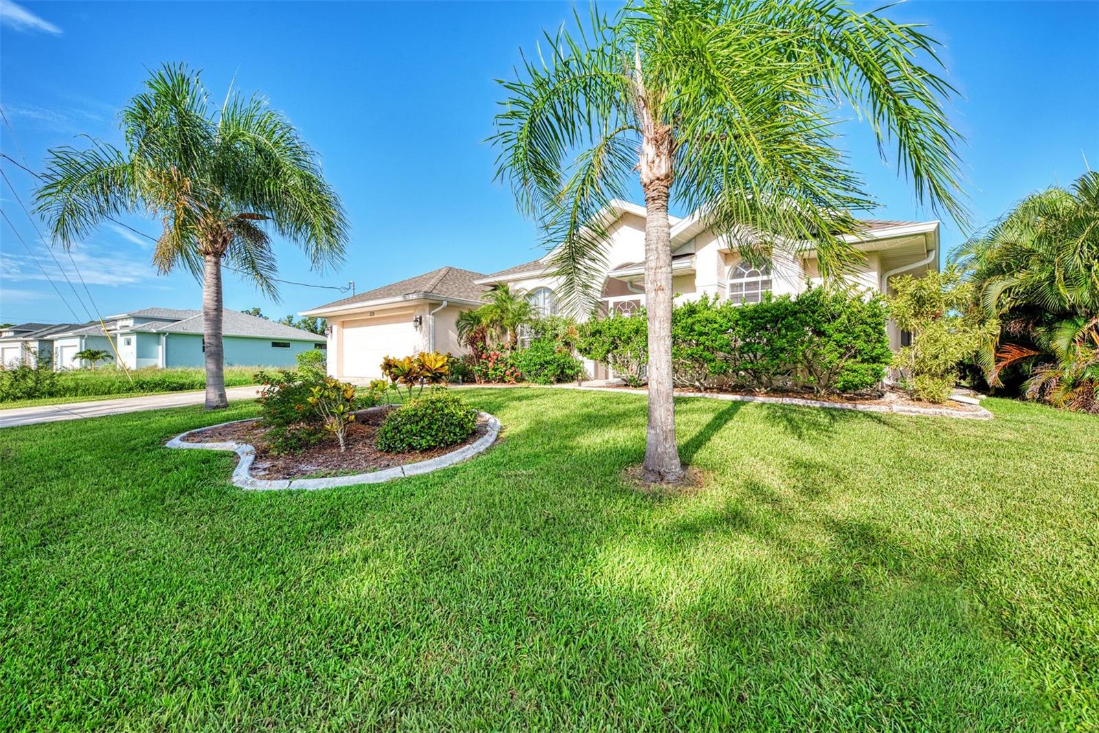 ROTONDA WEST LONG MEADOW - Residential
