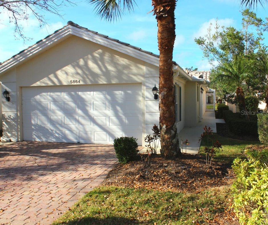 VILLAGEWALK - Residential Lease