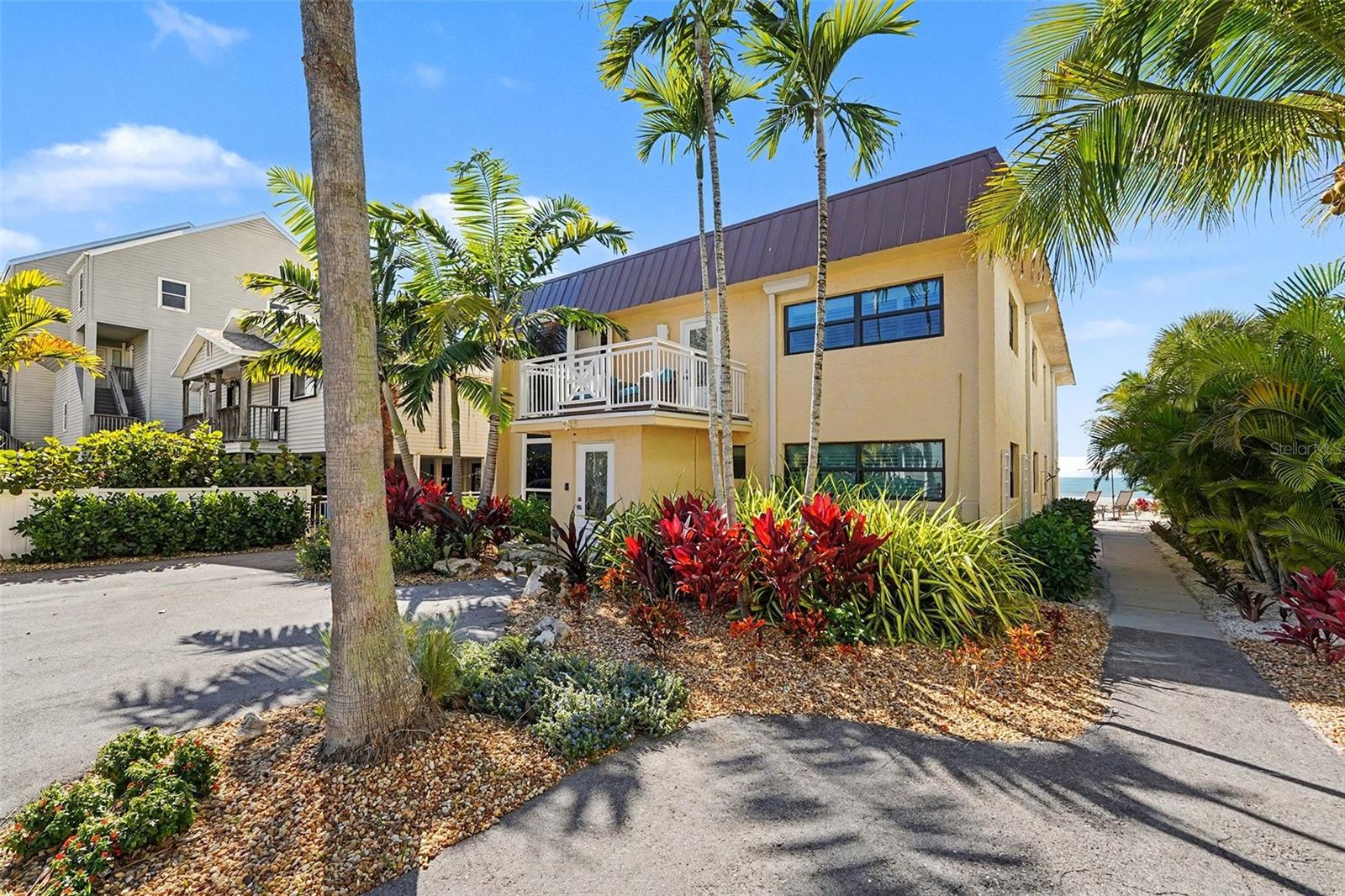 INDIAN ROCK SOUTH SHORE - Residential