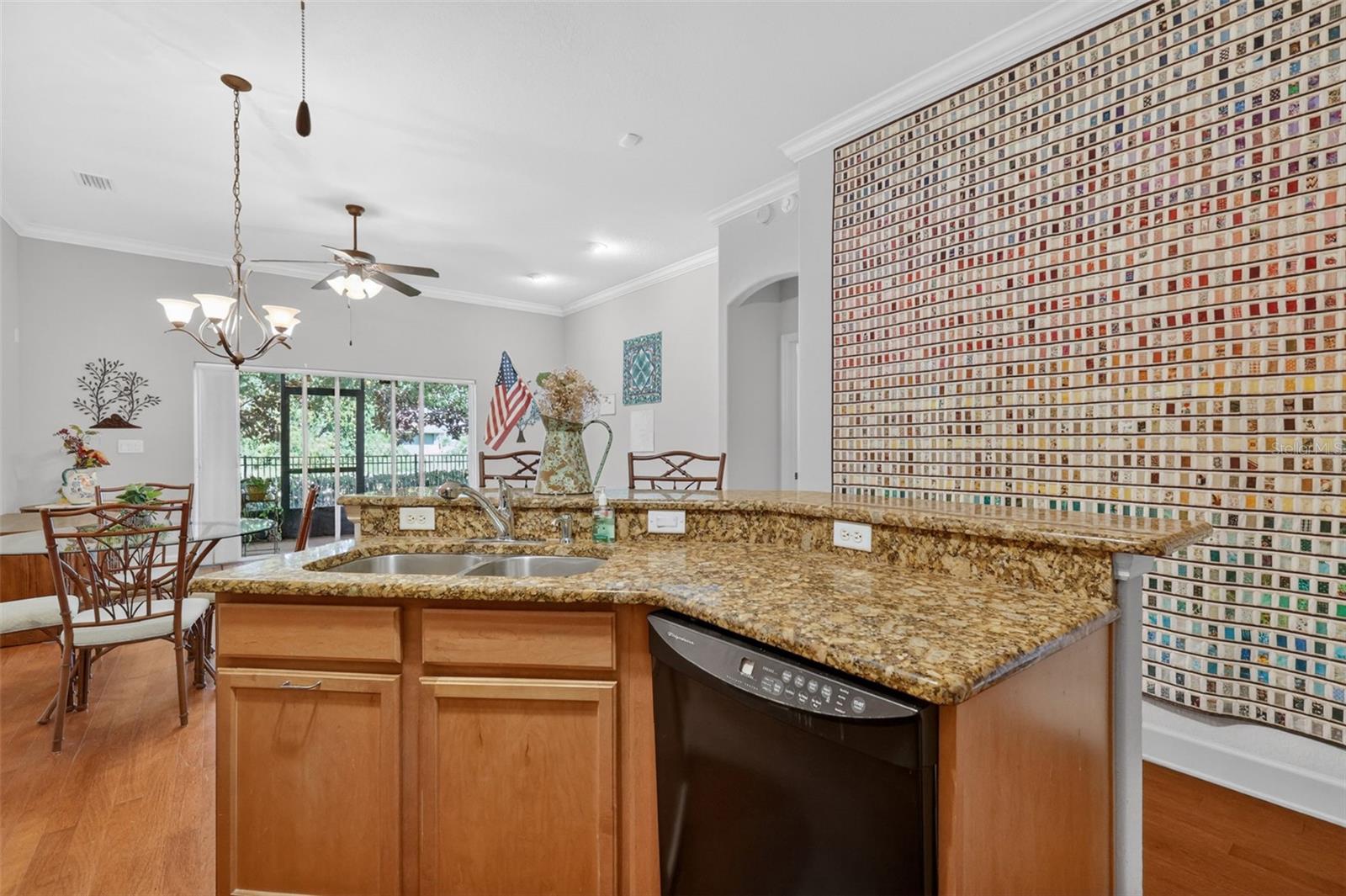 GROVELAND VILLAS AT GREEN GATE - Residential