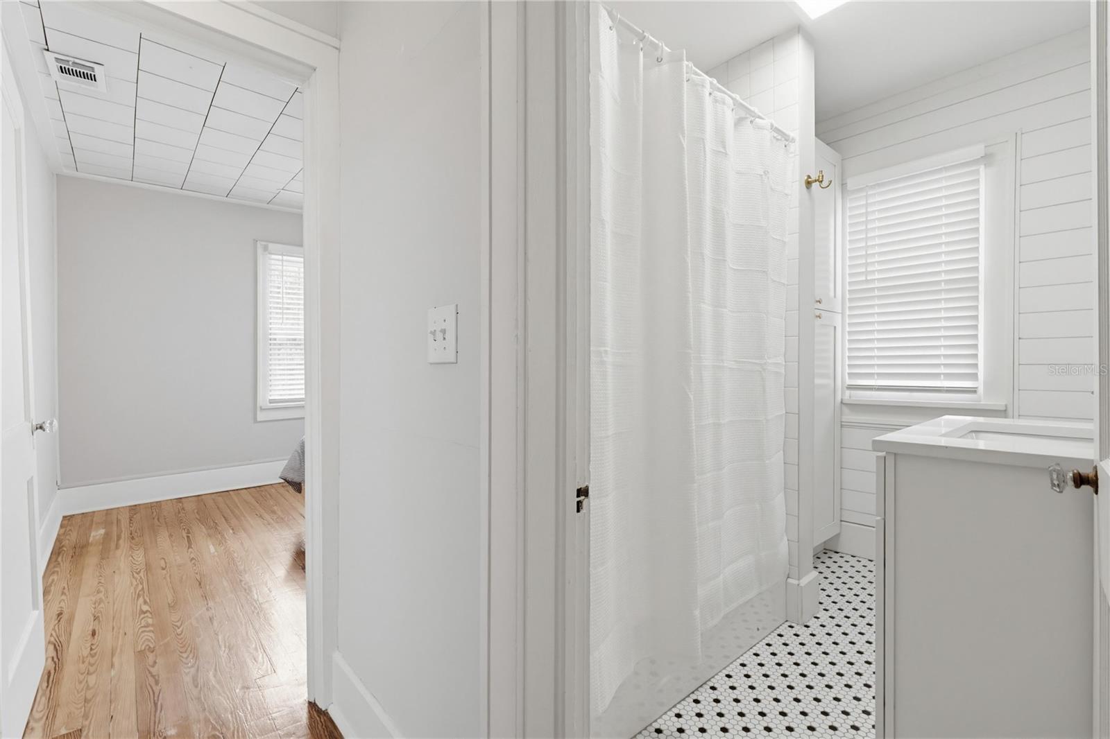 ST PETERSBURG INVESTMENT CO SUB - Residential
