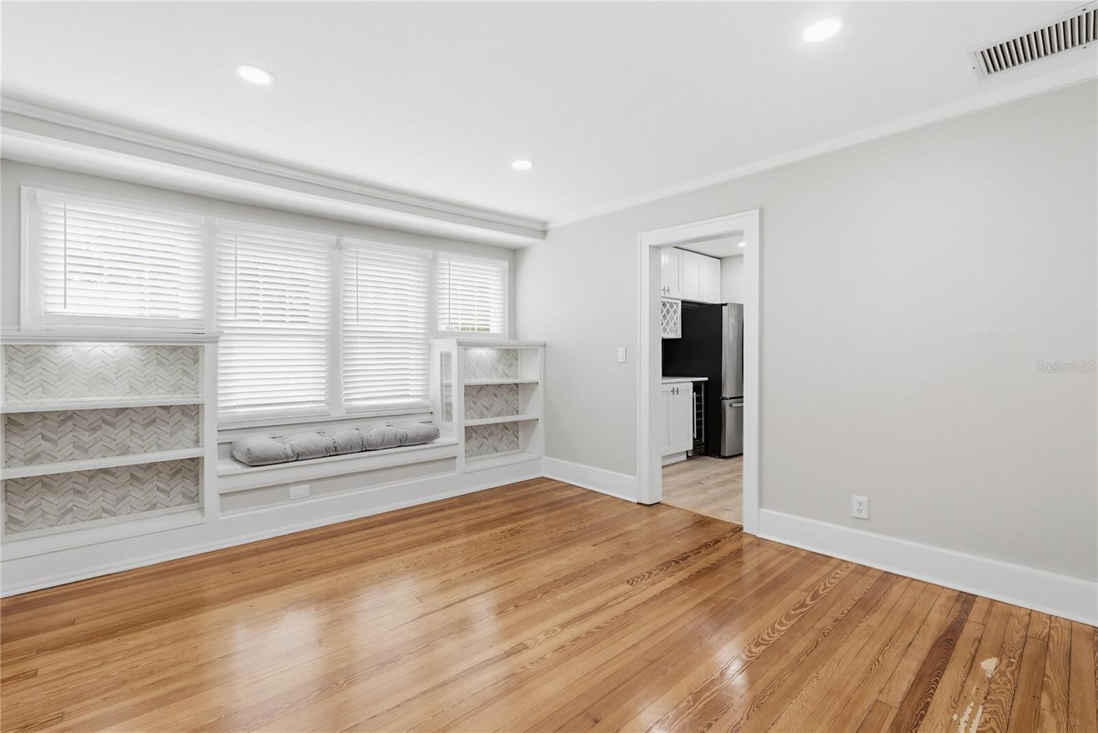 ST PETERSBURG INVESTMENT CO SUB - Residential