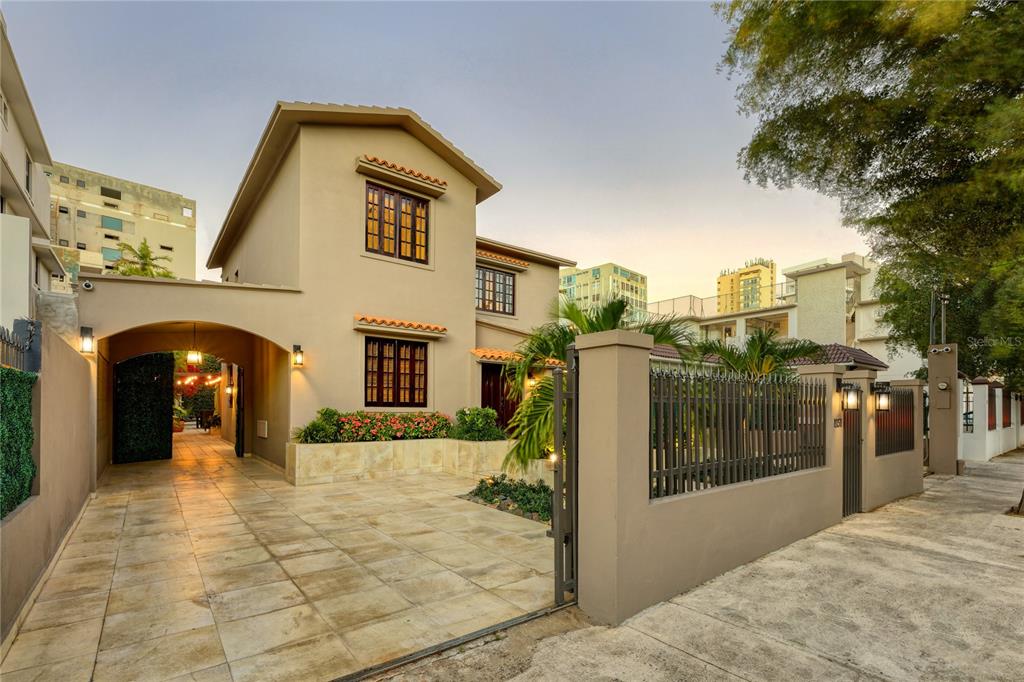 CONDADO BEACH - Residential