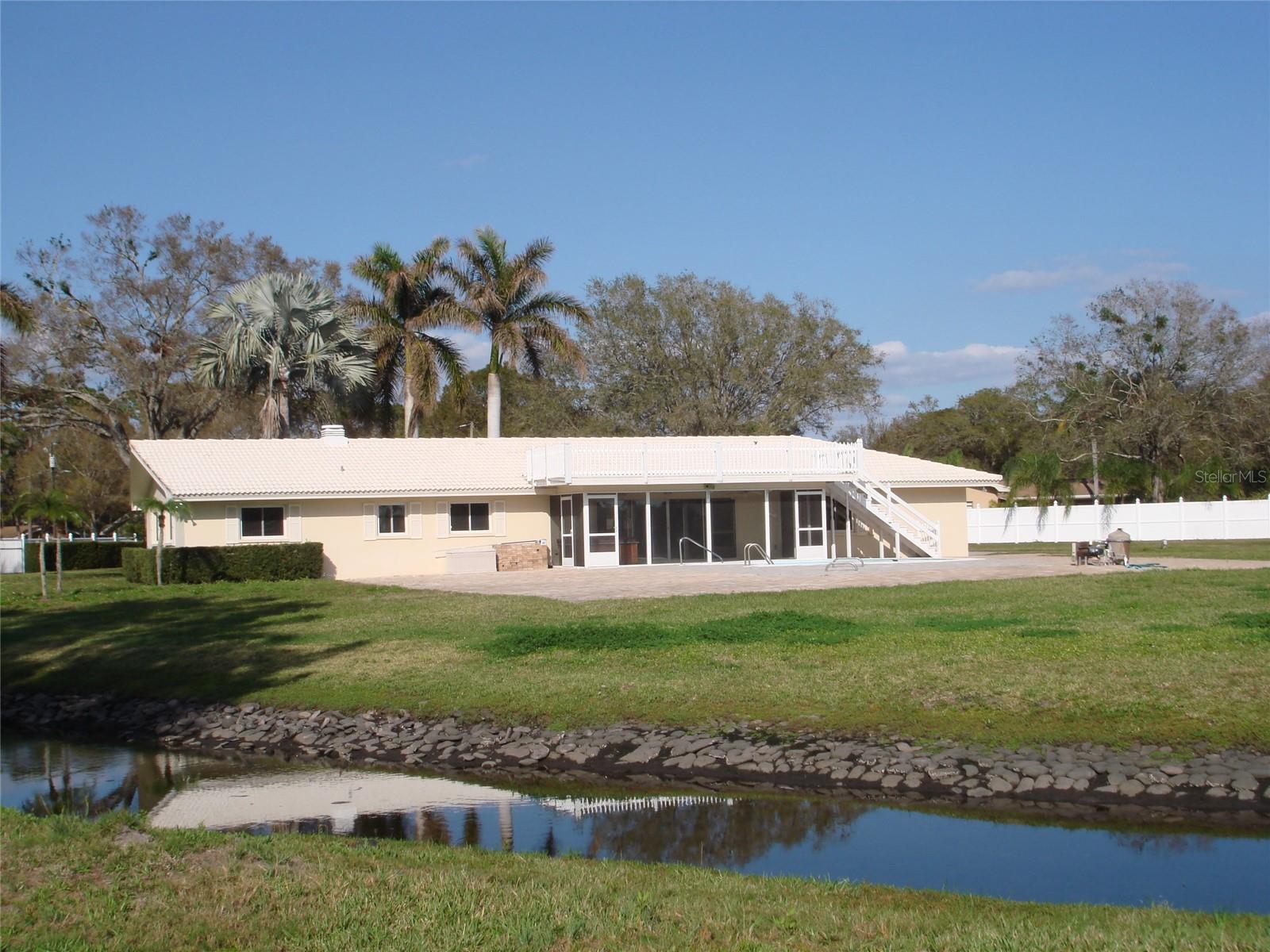 SHERWOOD MANOR - Residential Lease