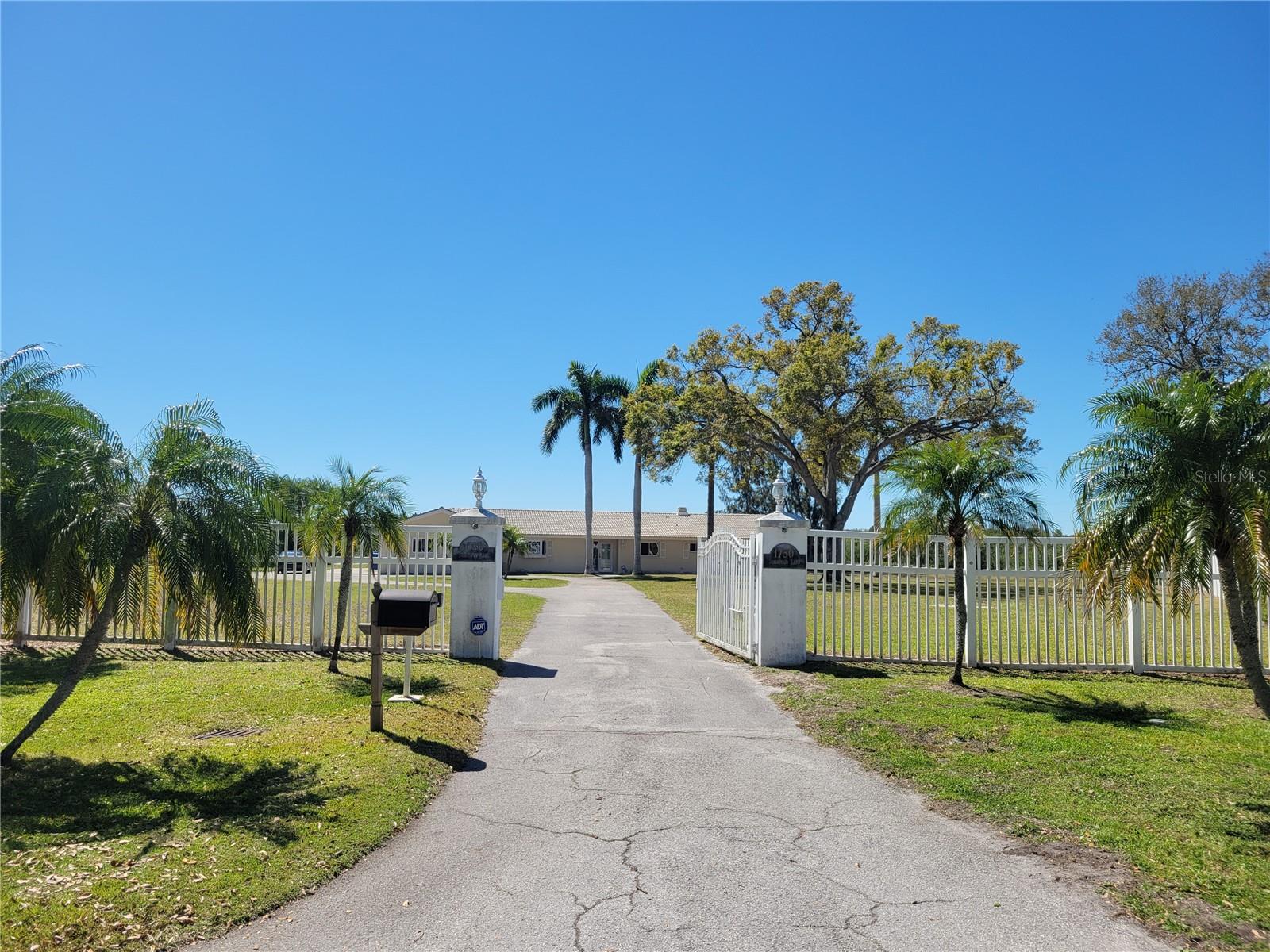 SHERWOOD MANOR - Residential Lease