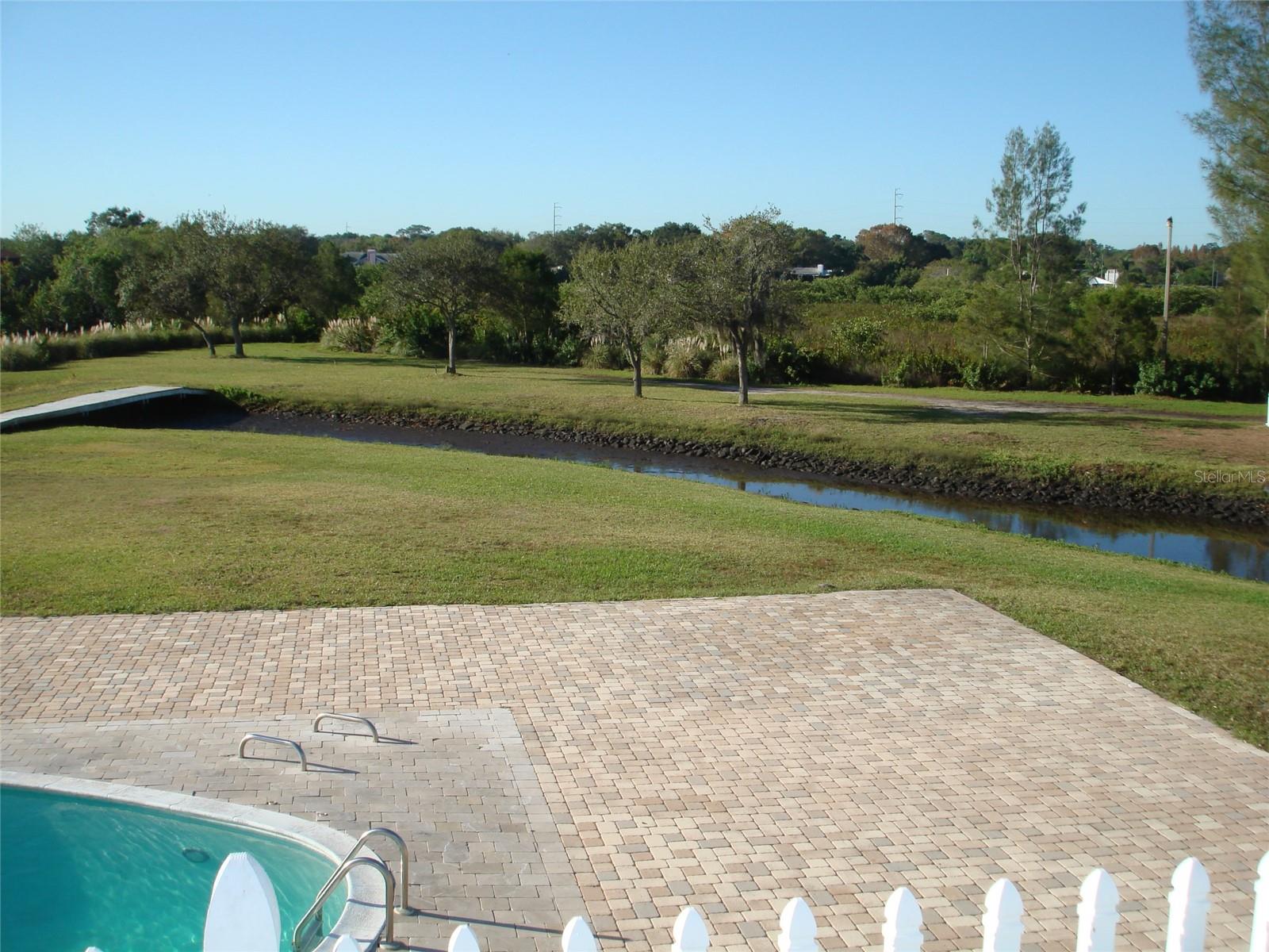 SHERWOOD MANOR - Residential Lease