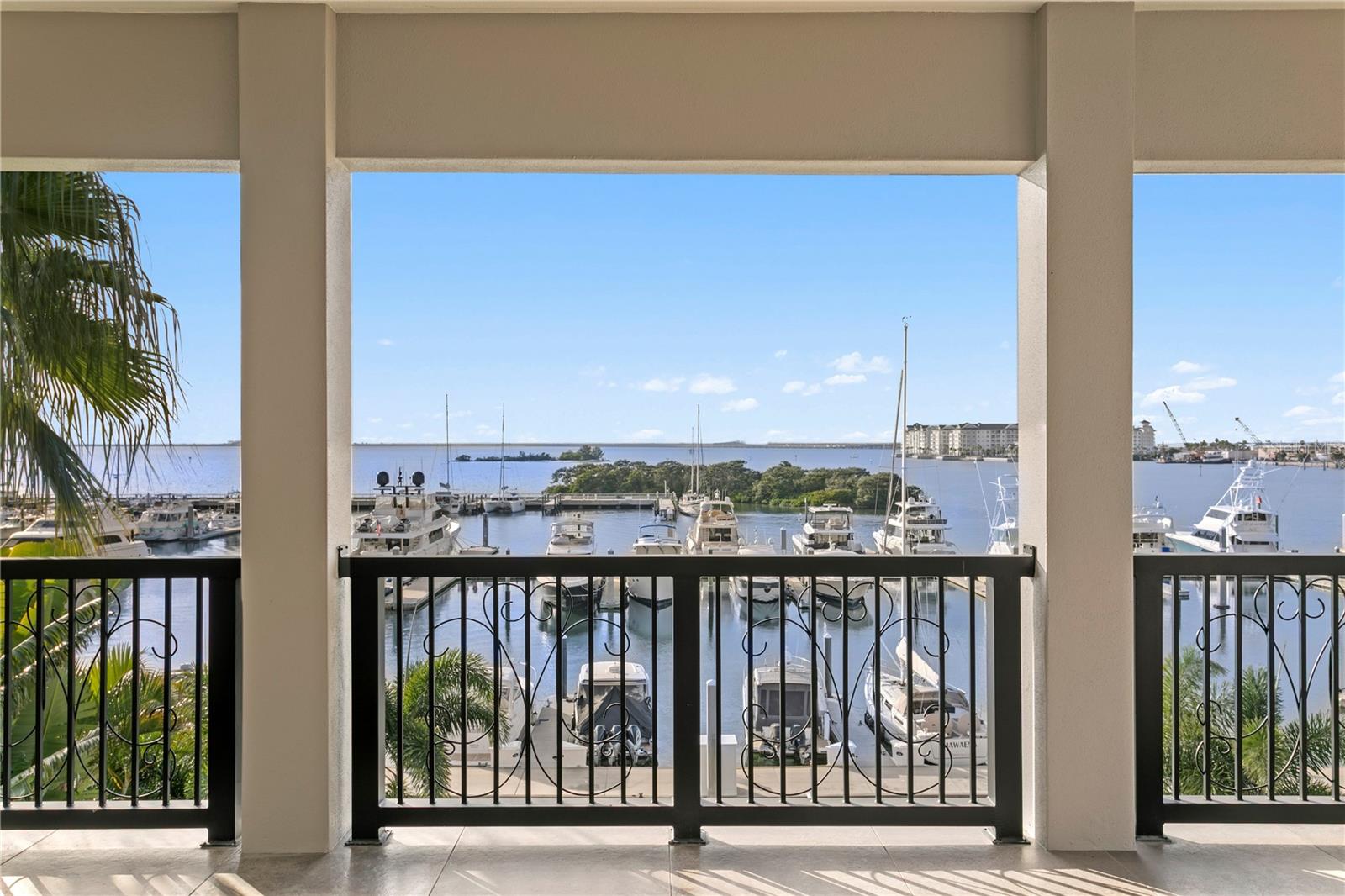 WESTSHORE YACHT CLUB PH 1 - Residential