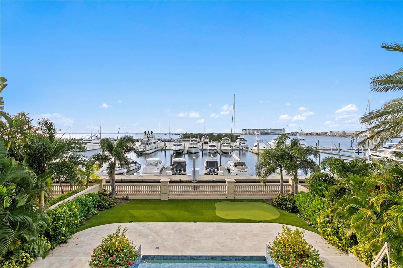 WESTSHORE YACHT CLUB PH 1 - Residential
