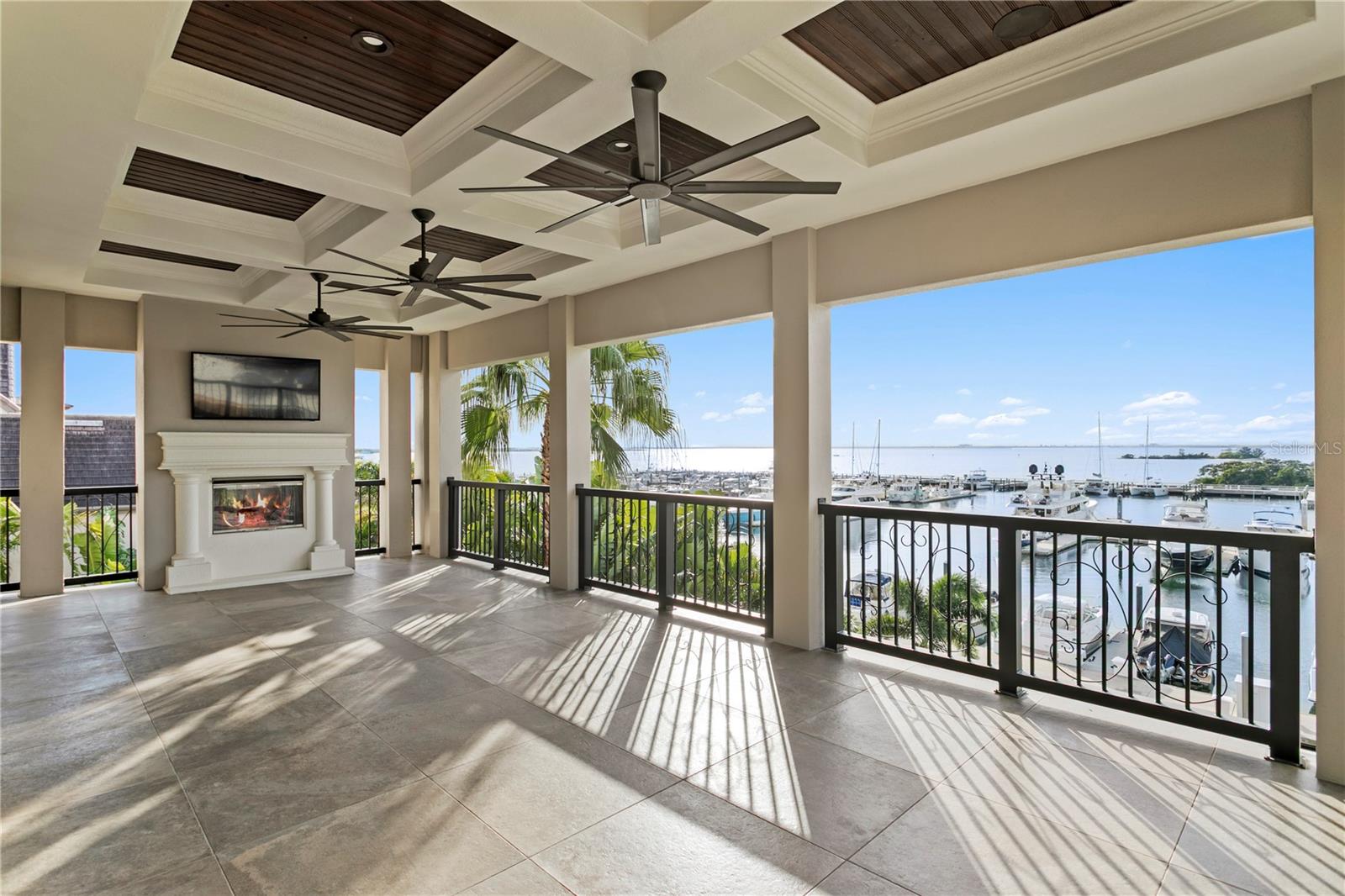 WESTSHORE YACHT CLUB PH 1 - Residential