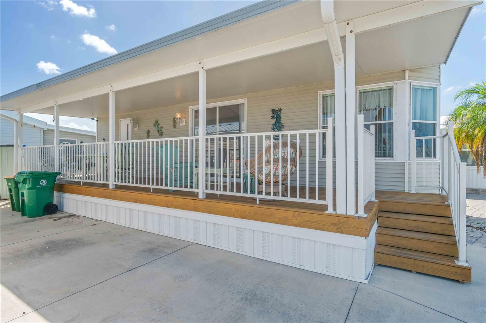 HOLIDAY TRAVEL PARK ENGLEWOOD - Residential