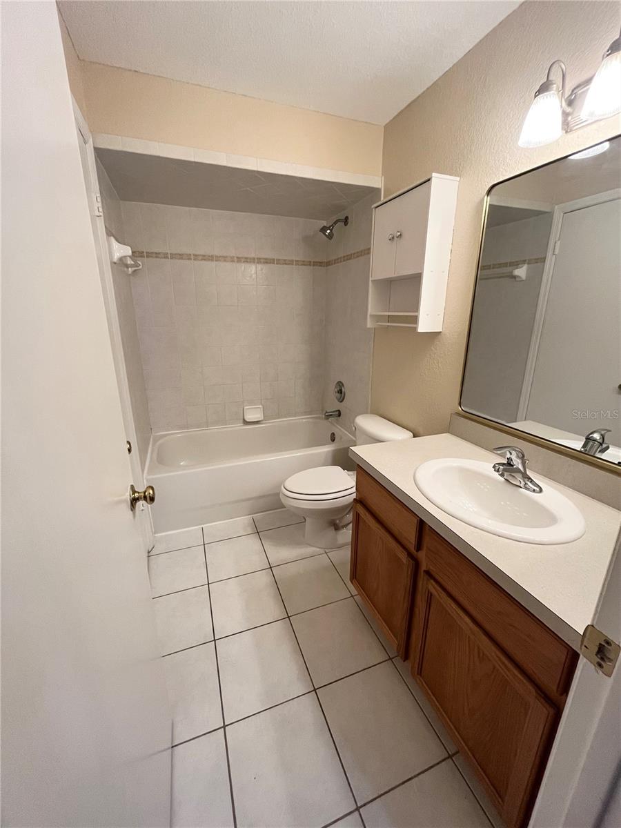EMBASSY PARK TWNHMS CONDO - Residential Lease