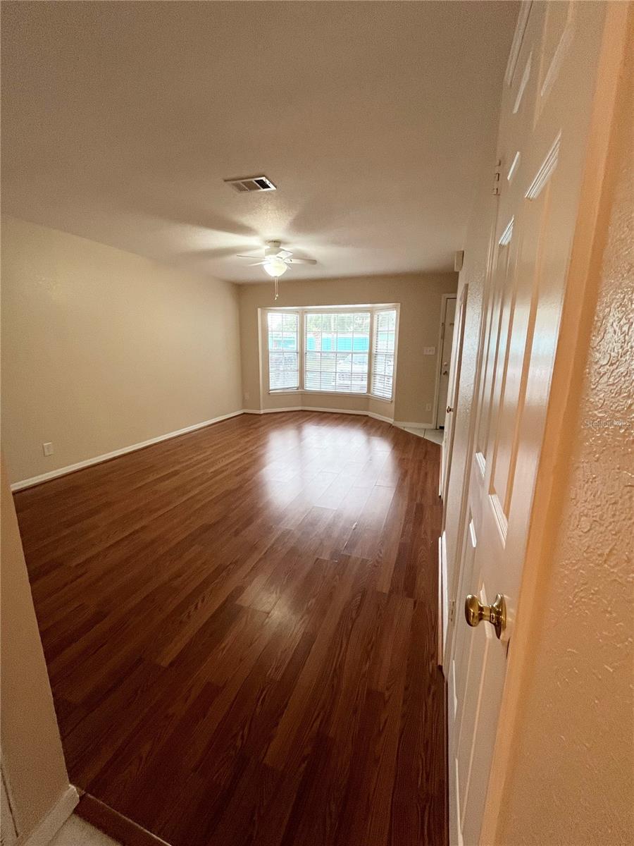 EMBASSY PARK TWNHMS CONDO - Residential Lease