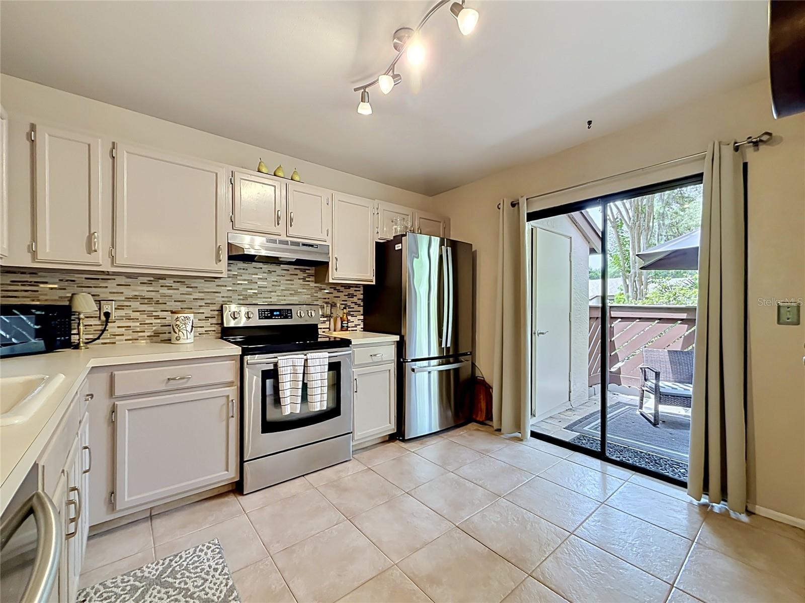 STRATHMORE GATE-EAST - Residential
