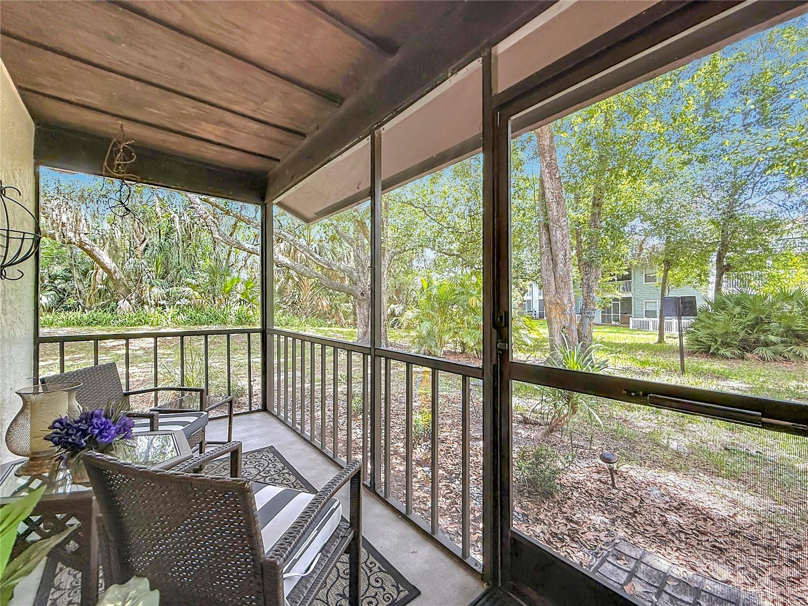 STRATHMORE GATE-EAST - Residential