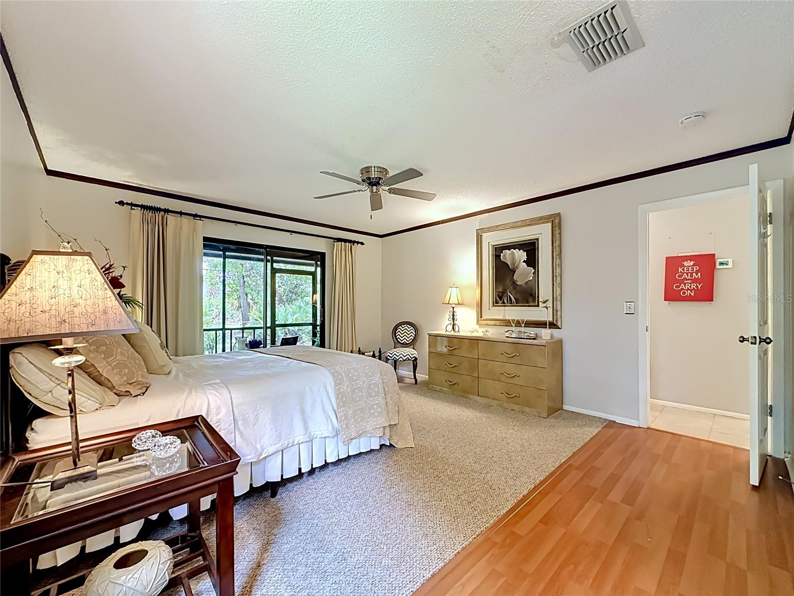 STRATHMORE GATE-EAST - Residential