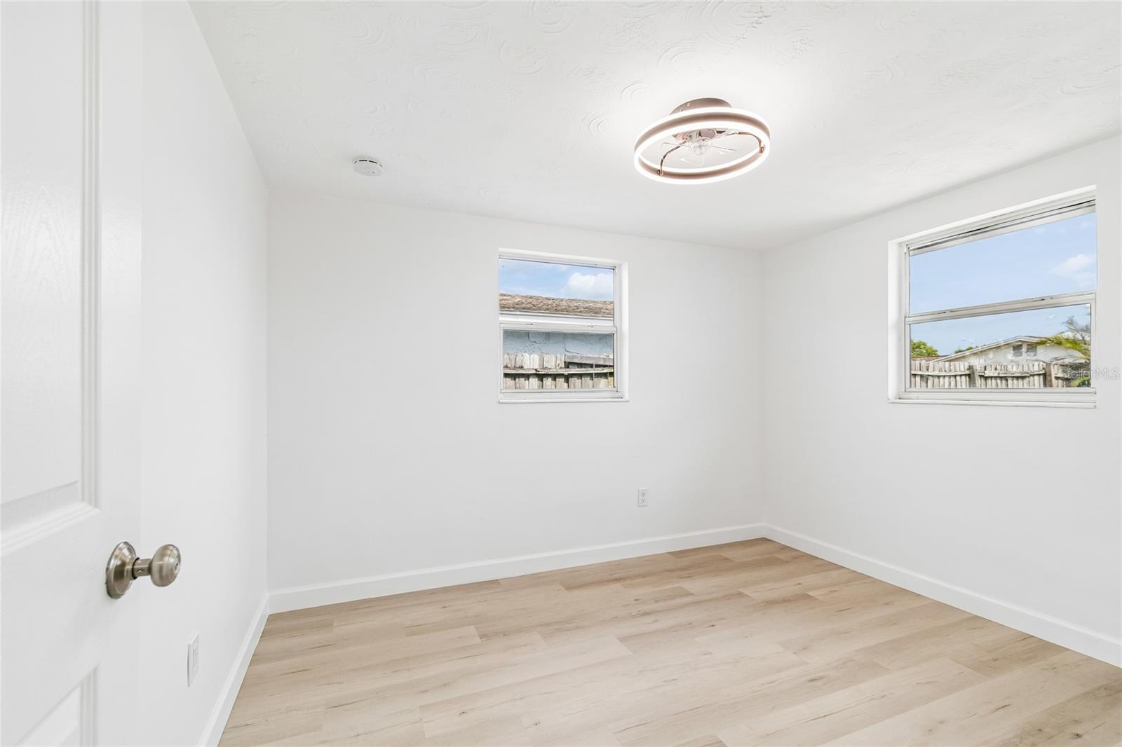 ALOHA GARDENS - Residential