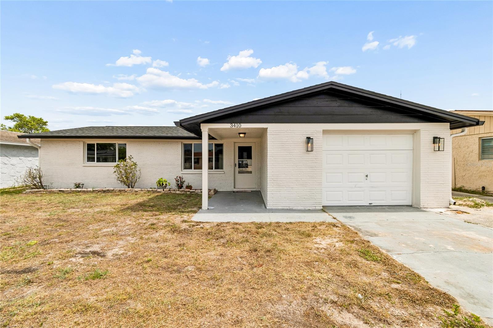 ALOHA GARDENS - Residential