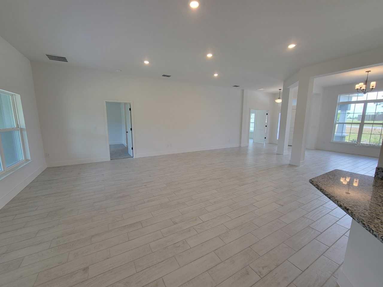 MARION OAKS UN 7 - Residential