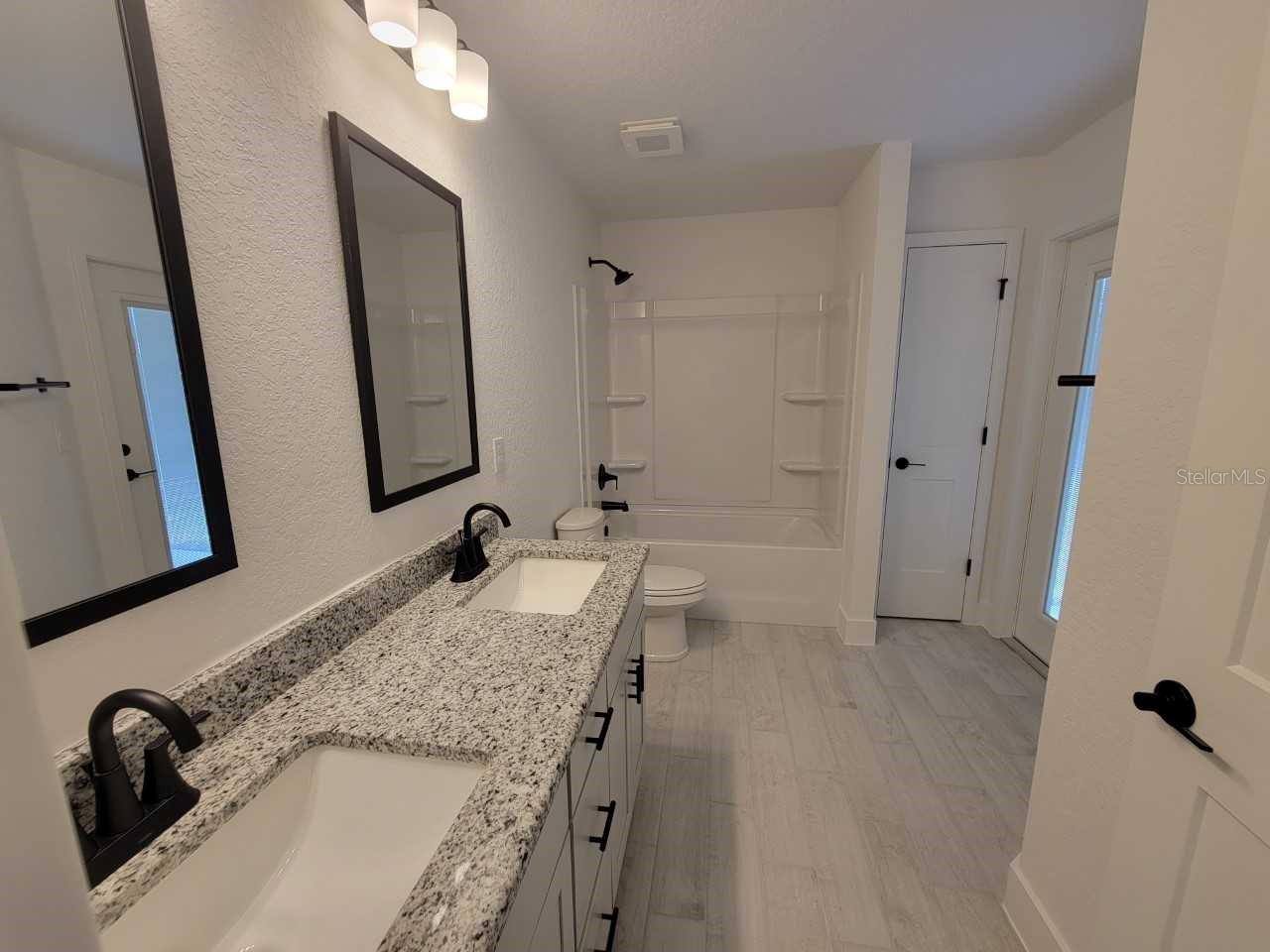 MARION OAKS UN 7 - Residential