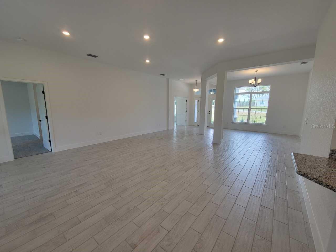 MARION OAKS UN 7 - Residential